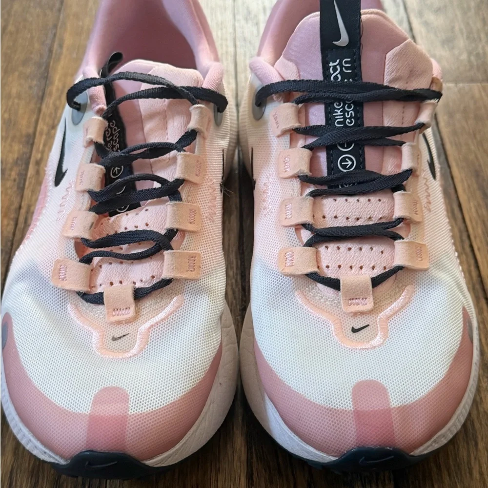 Size 6.5 - Nike React Escape Run Sail Pink Glaze W - Picture 3 of 9